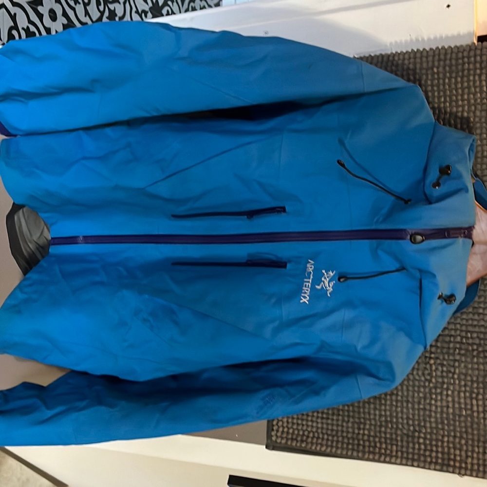 Arcteryx SV Ski coat Blue Mens Medium
